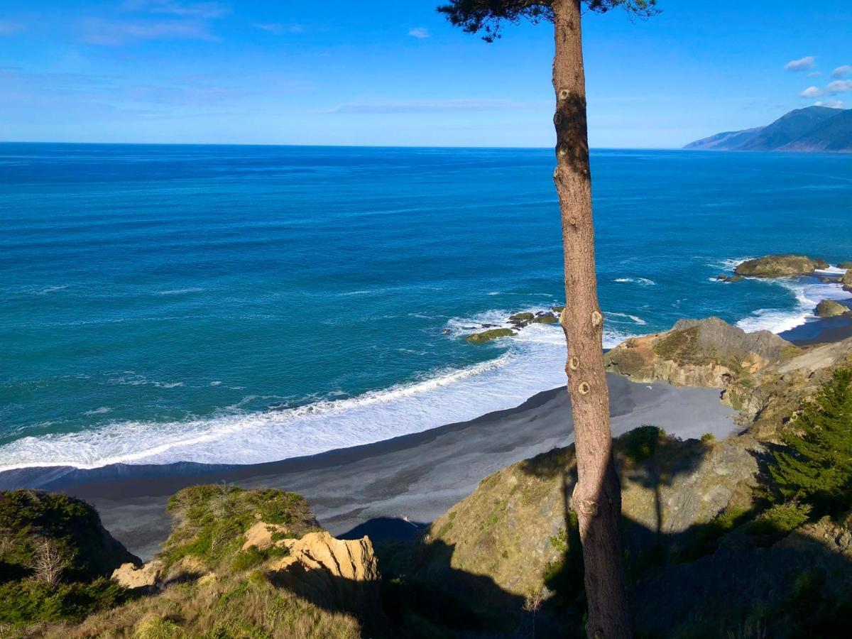 Amazing Oceanview 2 Bedroom Oceanfront! By Oceanviewhottubs Shelter Cove, Ca Tesla Ev Station Exterior photo