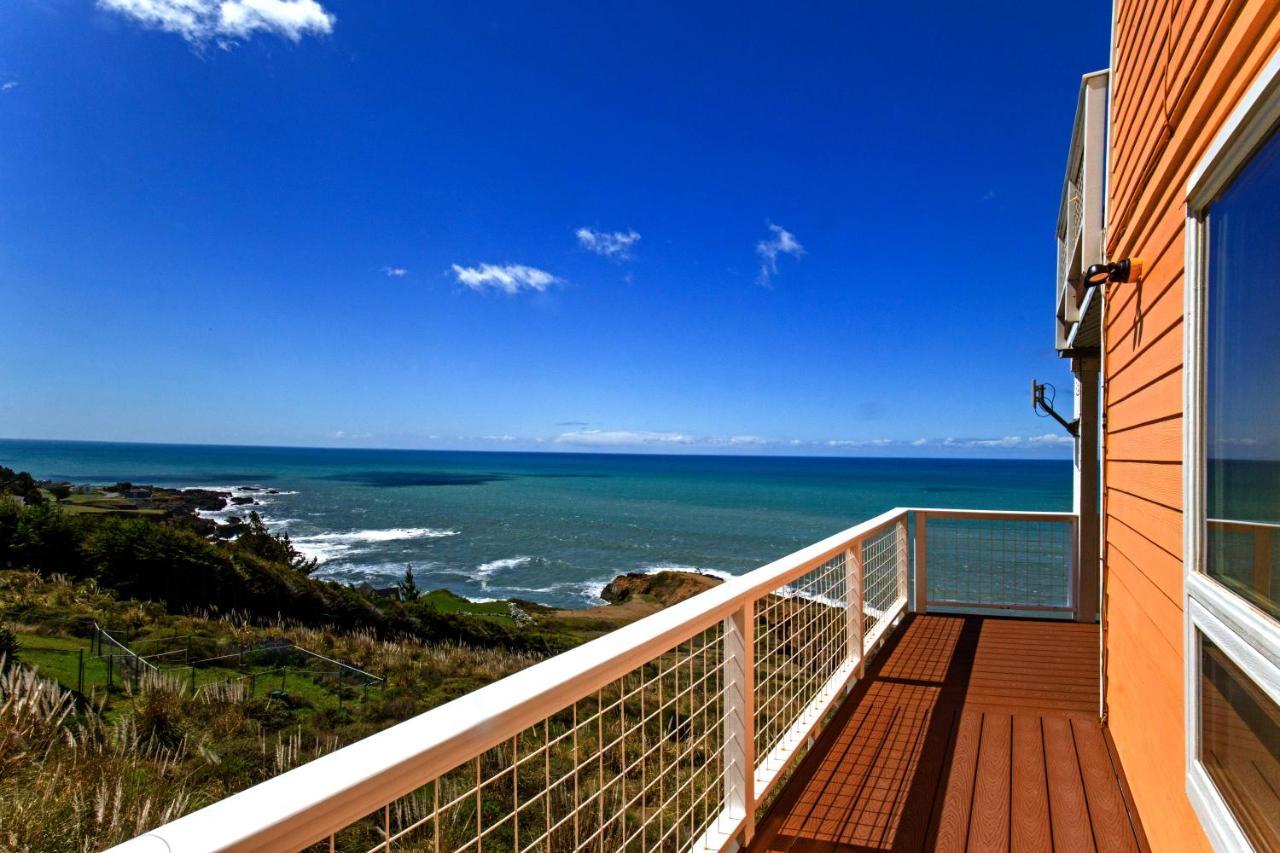 Amazing Oceanview 2 Bedroom Oceanfront! By Oceanviewhottubs Shelter Cove, Ca Tesla Ev Station Exterior photo