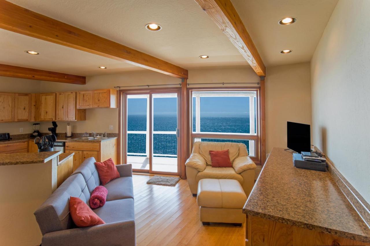 Amazing Oceanview 2 Bedroom Oceanfront! By Oceanviewhottubs Shelter Cove, Ca Tesla Ev Station Exterior photo
